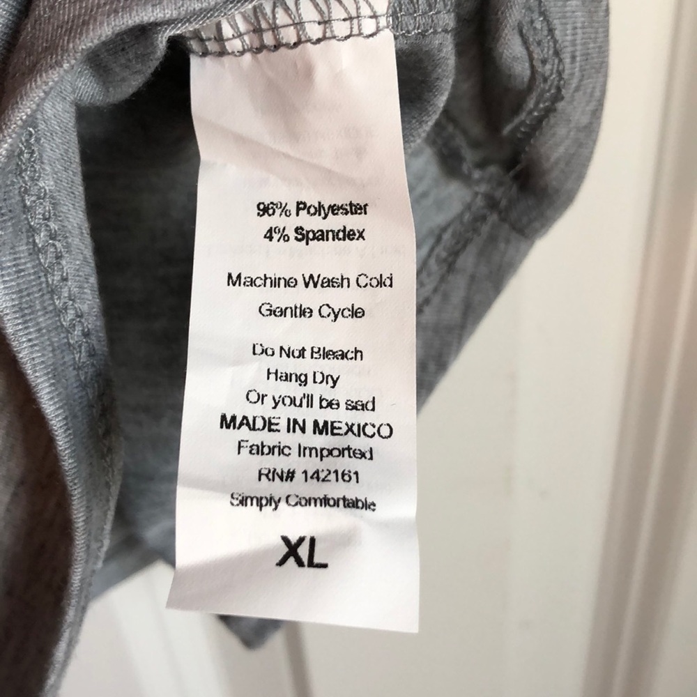 Gently worn XL LuLaRoe Randy Shirt - Picture 7 of 7